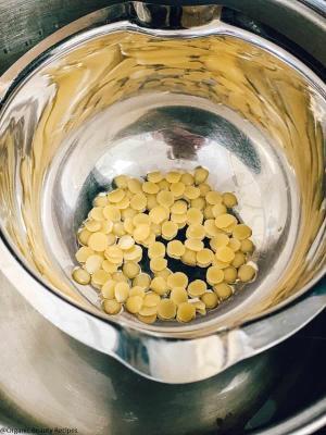 DIY Lip Balm Recipe